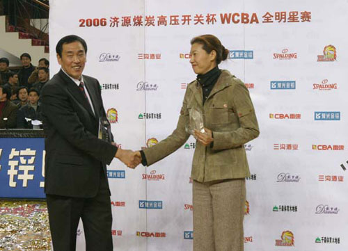 薪资太低引抗议！WNBA与WCBA、NBA收入差距一览的简单介绍